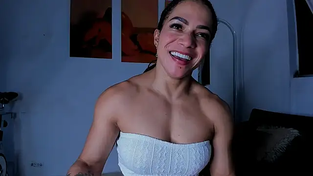 Snapshot of alexafit chatting on 11.10.25 alexafit online show from 11.10.25