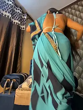 Snapshot of Shabnam88 chatting on 12.04.25 Shabnam88 online show from 12.04.25