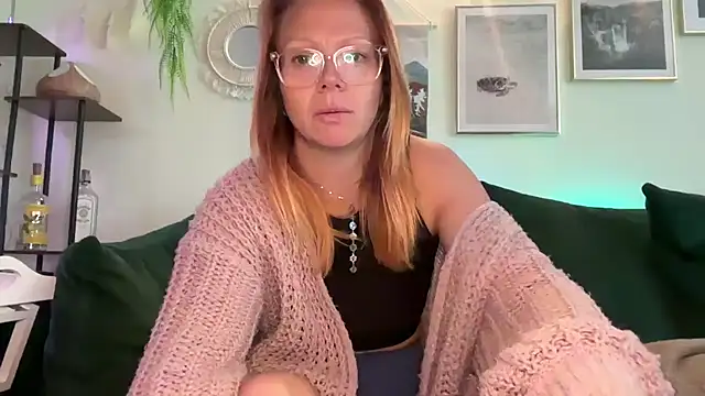 MelodyRoseUk online show from 05.12.26