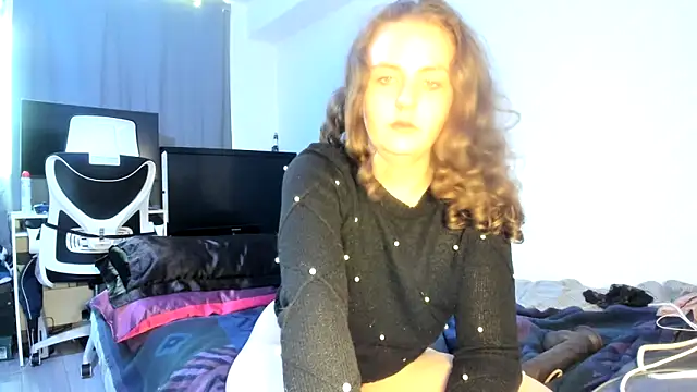 ENGLISHEMILY 69 online show from 01.24.25