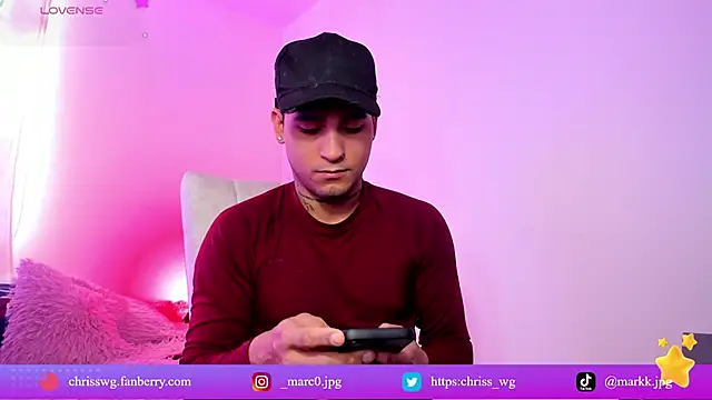 Snapshot of christianwang chatting on 12.19.25 christianwang online show from 12.19.25