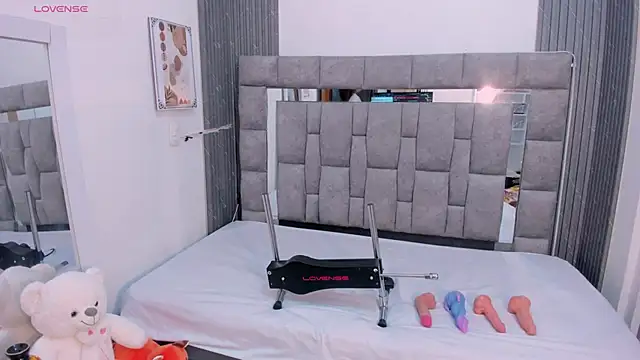 zulyjones online show from 03.25.26