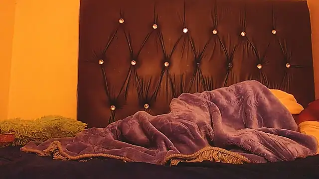 SexinessBae online show from 02.20.25