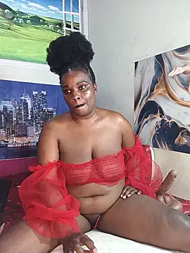Snapshot of SexinessBae chatting on 07.15.26 SexinessBae online show from 07.15.26