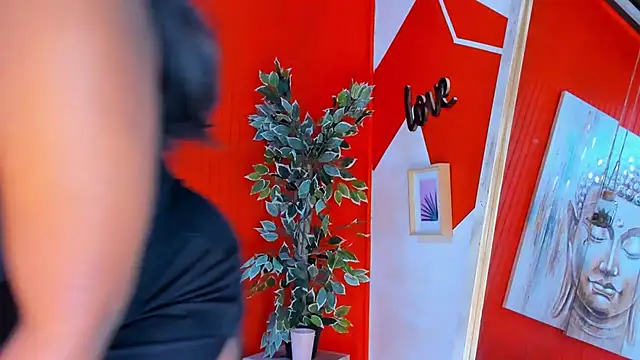 Snapshot of grace_miller03 chatting on 11.25.25 grace miller03 online show from 11.25.25