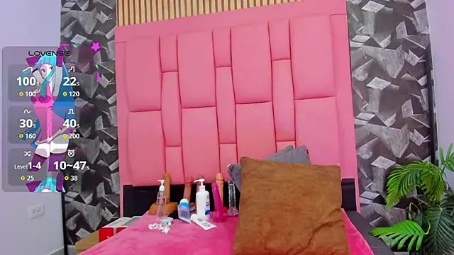 Brithanyslim online show from 04.11.26