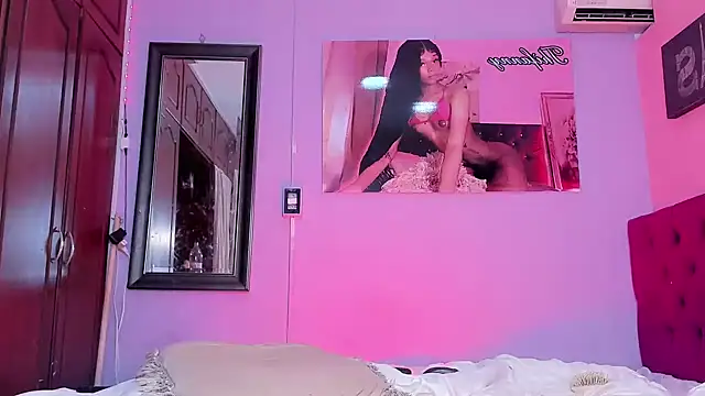 thifanny black online show from 02.26.25