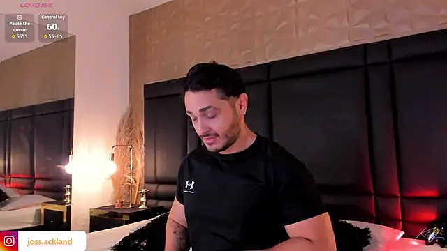 Snapshot of JossAckland chatting on 02.08.26 JossAckland online show from 02.08.26