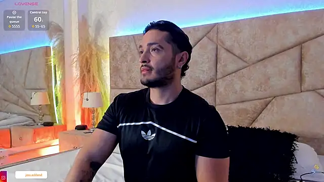 Snapshot of JossAckland chatting on 02.16.26 JossAckland online show from 02.16.26