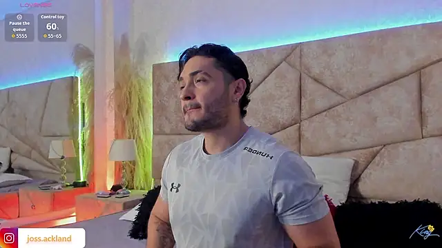 Snapshot of JossAckland chatting on 02.28.26 JossAckland online show from 02.28.26