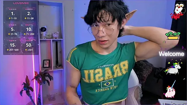 Snapshot of odelei chatting on 11.27.25 odelei online show from 11.27.25