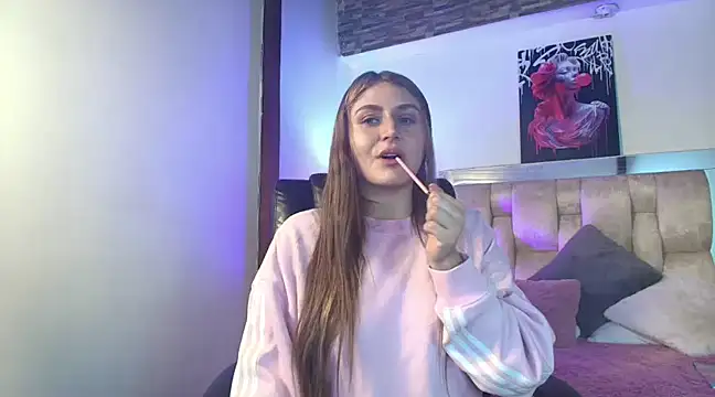 Snapshot of dakota_Robbins_ chatting on 03.07.25 dakota Robbins online show from 03.07.25