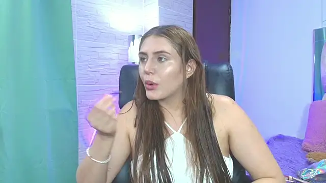 Snapshot of dakota_Robbins_ chatting on 09.27.25 dakota Robbins online show from 09.27.25