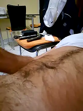 1talianBeutifulCock online show from 01.12.25