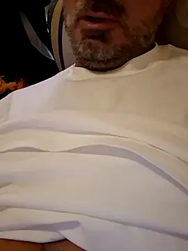 1talianBeutifulCock online show from 10.15.25