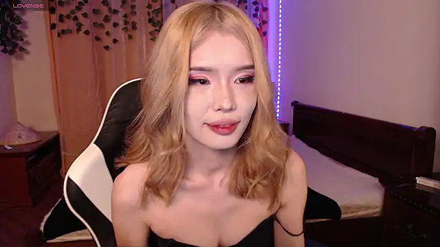 Velvetsky 1 online show from 01.15.25