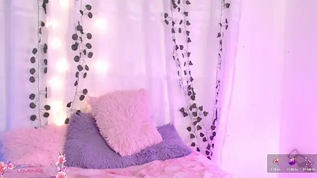 centaurigirl online show from 01.10.25