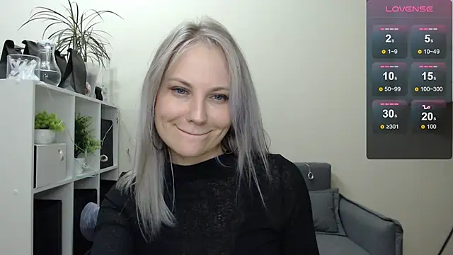 Sunny bunny6 online show from 12.22.24