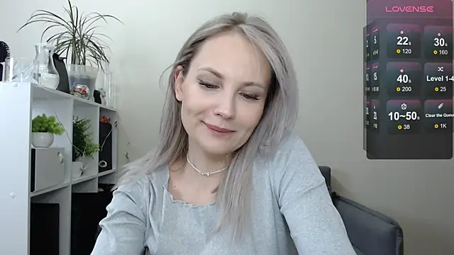 Sunny bunny6 online show from 12.26.24