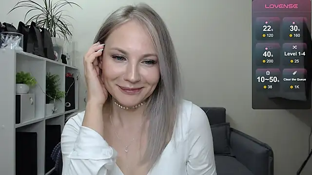 Sunny bunny6 online show from 12.28.24