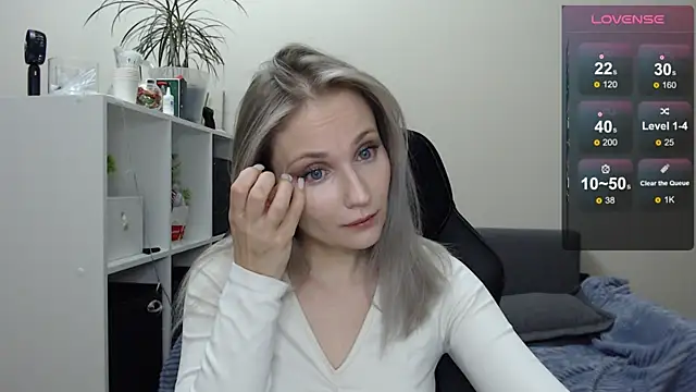 Sunny bunny6 online show from 02.01.25