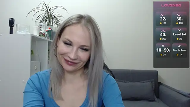 Sunny bunny6 online show from 02.10.25