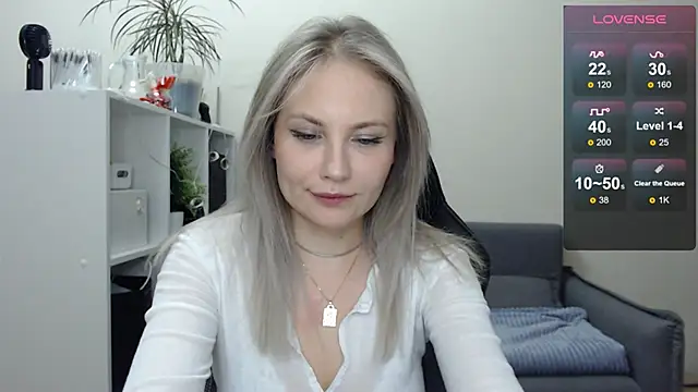 Sunny bunny6 online show from 02.28.25