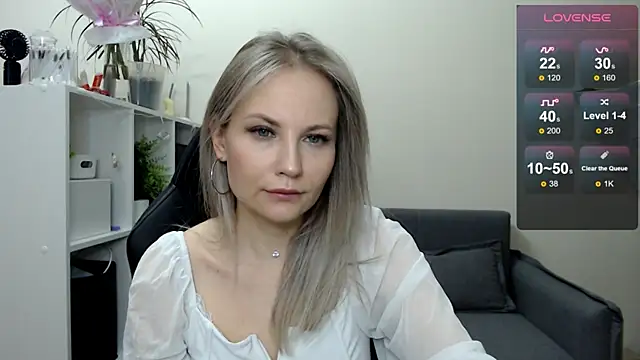 Sunny bunny6 online show from 03.17.25