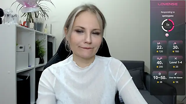 Sunny bunny6 online show from 03.17.25