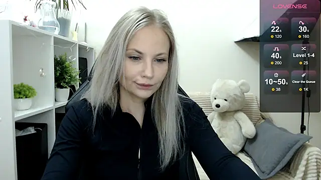 Sunny bunny6 online show from 09.09.25