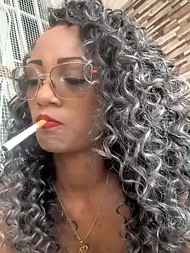 Snapshot of Amaliu_ chatting on 02.14.25 Amaliu online show from 02.14.25