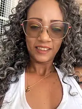 Snapshot of Amaliu_ chatting on 02.17.25 Amaliu online show from 02.17.25