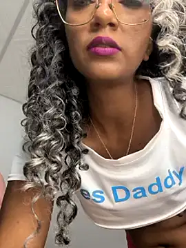 Snapshot of Amaliu_ chatting on 03.06.25 Amaliu online show from 03.06.25