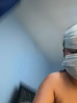 STEP SISTER1 online show from 03.13.25