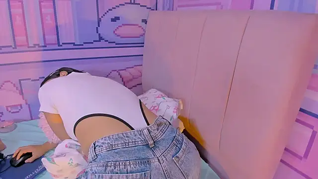  18alice online show from 03.20.25