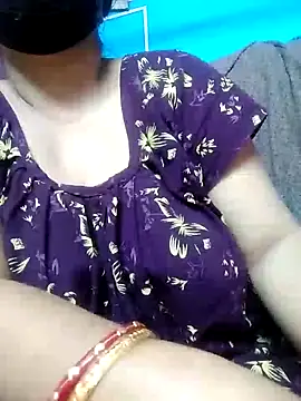 BERRY 00 online show from 02.01.25