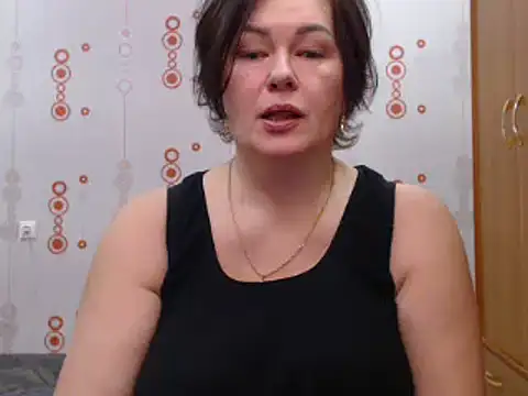 Nora Star online show from 12.02.24