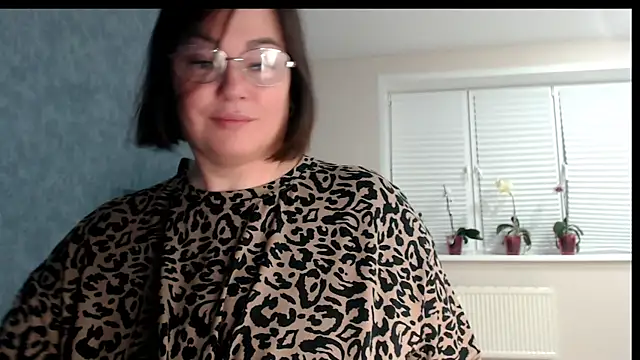 Nora Star online show from 03.23.26