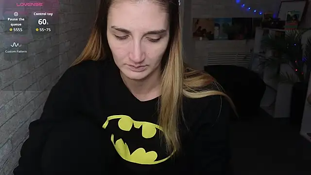 Nika Kitten online show from 12.16.25