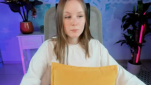 VivienLeeigh online show from 01.08.25