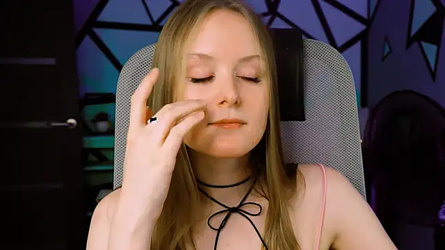 VivienLeeigh online show from 01.19.25