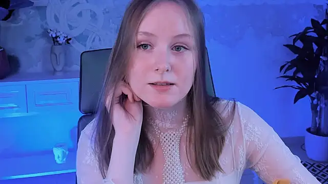 VivienLeeigh online show from 02.08.25