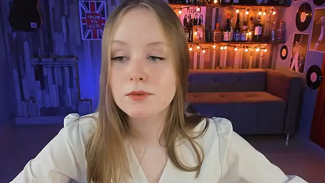 VivienLeeigh online show from 02.28.25