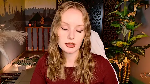 Snapshot of VivienLeeigh chatting on 02.09.26 VivienLeeigh online show from 02.09.26