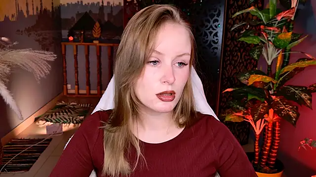 Snapshot of VivienLeeigh chatting on 02.10.26 VivienLeeigh online show from 02.10.26