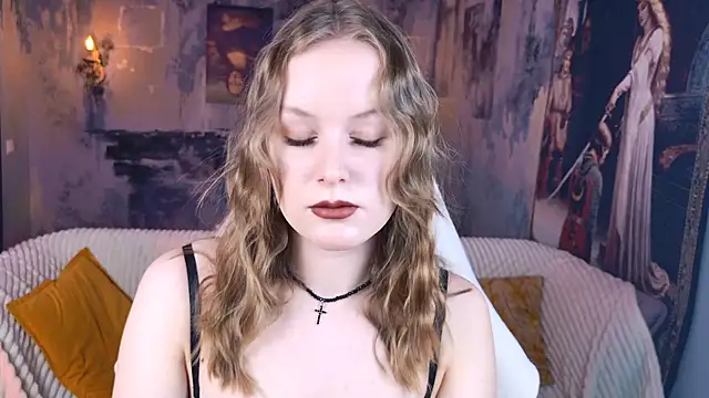 Snapshot of VivienLeeigh chatting on 02.21.26 VivienLeeigh online show from 02.21.26