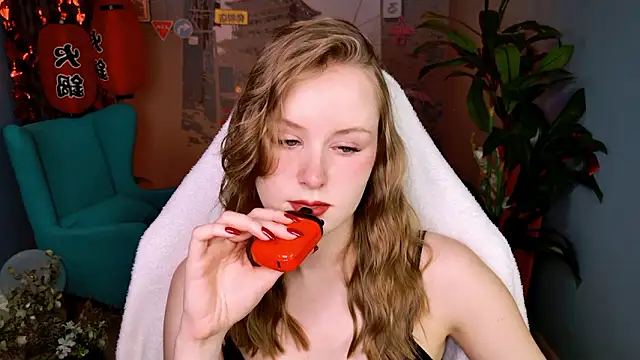 Snapshot of VivienLeeigh chatting on 03.02.26 VivienLeeigh online show from 03.02.26