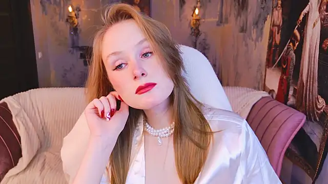 Snapshot of VivienLeeigh chatting on 04.06.26 VivienLeeigh online show from 04.06.26