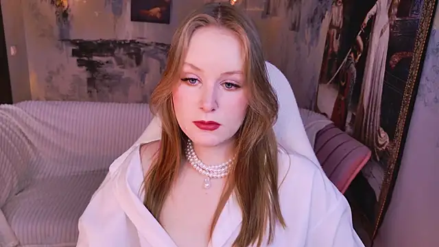 Snapshot of VivienLeeigh chatting on 04.12.26 VivienLeeigh online show from 04.12.26