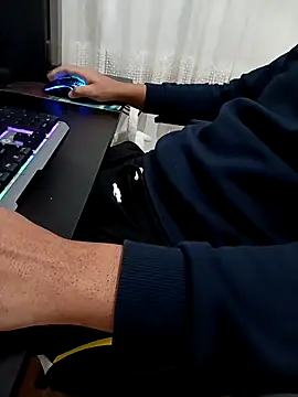 Snapshot of SertSikici022 chatting on 12.01.24 SertSikici022 online show from 12.01.24